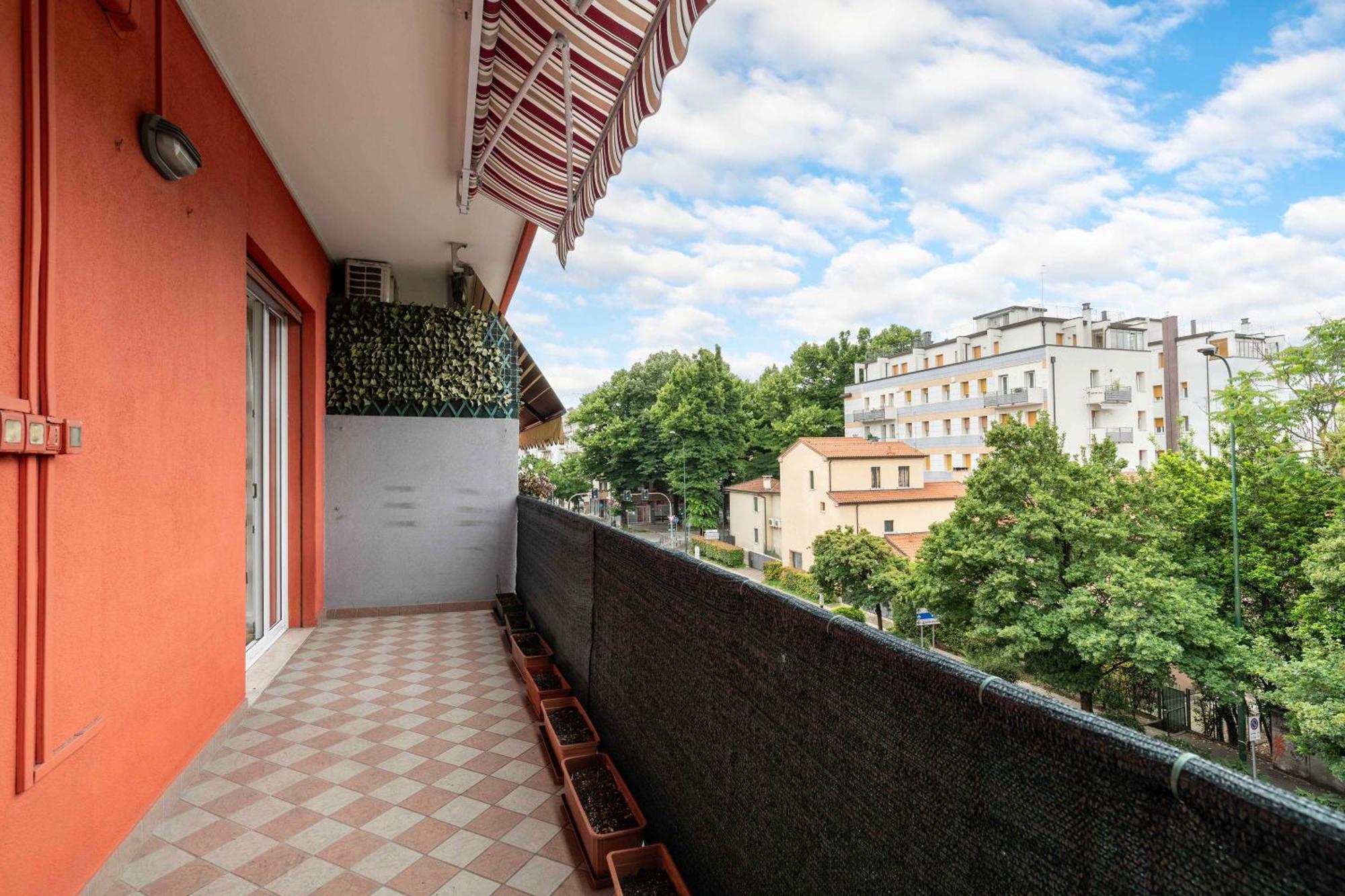 Luminoso In Mestre By Bricola Apartment *